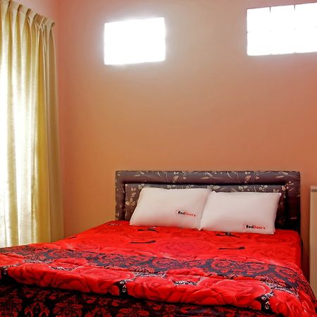 Reddoorz Near Hyperpoint Pasteur Hotel Bandung Bagian luar foto